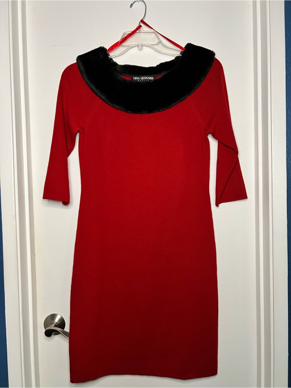 Vintage Nina Leonard Red Wool Blend Knit Dress with Faux Fur Collar